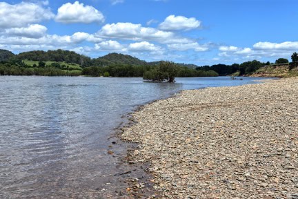 Clarence River in Copmanhurst situated 21 km out side Grafton NSW
