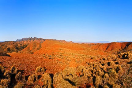 Large panorama of Australian Flinders ranges, South Australia
